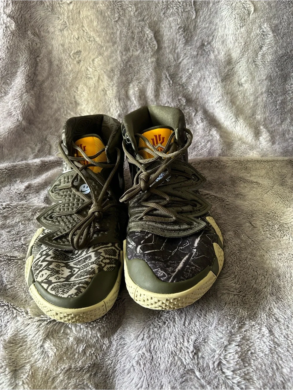 Nike bold patterned